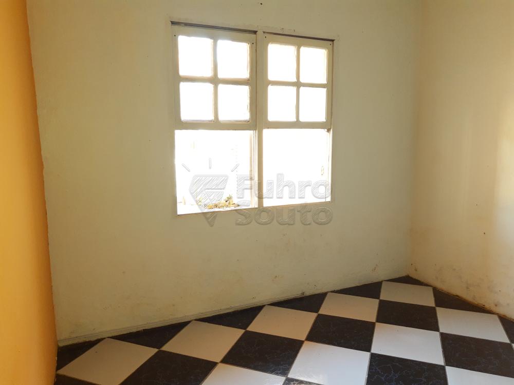 Alugar Comercial / Casa em Pelotas R$ 1.500,00 - Foto 11 Alugar Comercial / Casa em Pelotas R$ 1.500,00 - Foto 11