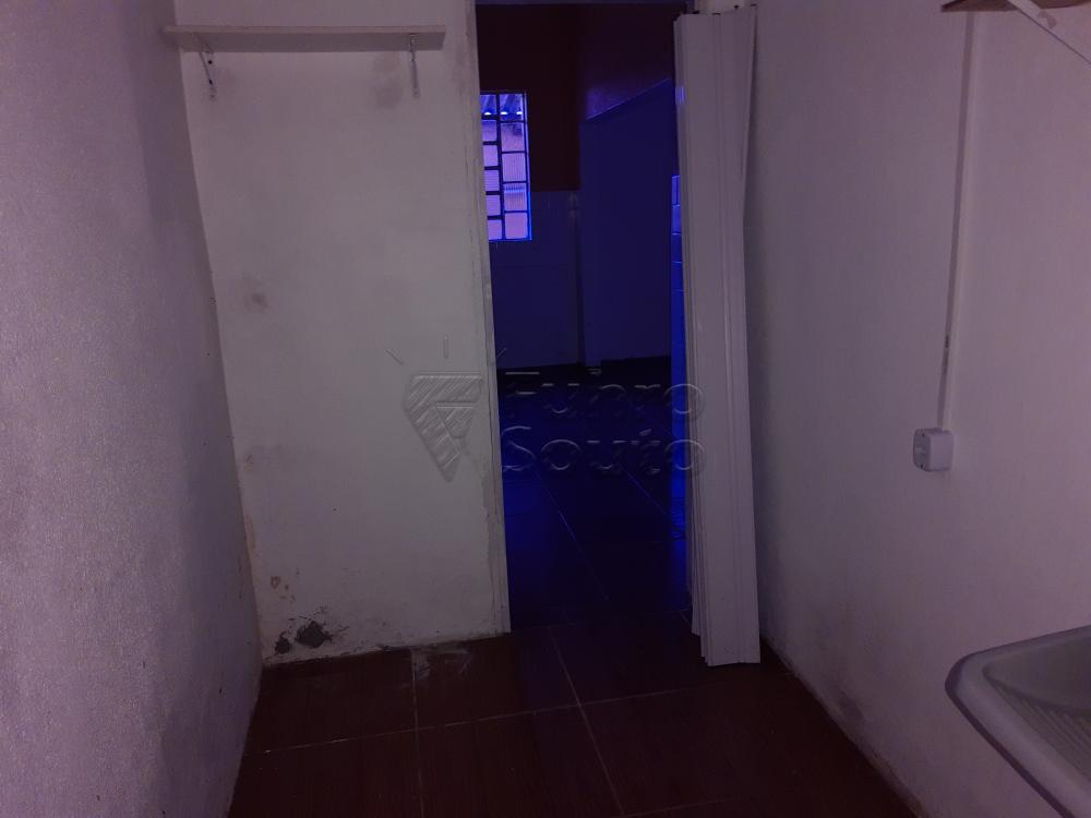 Alugar Comercial / Casa em Pelotas R$ 1.500,00 - Foto 23 Alugar Comercial / Casa em Pelotas R$ 1.500,00 - Foto 23