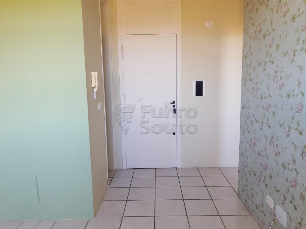 Alugar Apartamento / Padrão em Pelotas R$ 900,00 - Foto 2 Alugar Apartamento / Padrão em Pelotas R$ 900,00 - Foto 2