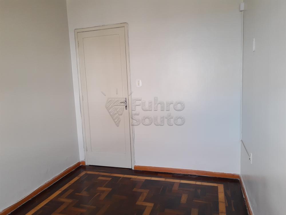 Alugar Casa / Padrão em Pelotas R$ 1.800,00 - Foto 7 Alugar Casa / Padrão em Pelotas R$ 1.800,00 - Foto 7