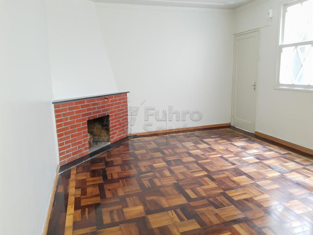 Alugar Casa / Padrão em Pelotas R$ 1.800,00 - Foto 12 Alugar Casa / Padrão em Pelotas R$ 1.800,00 - Foto 12