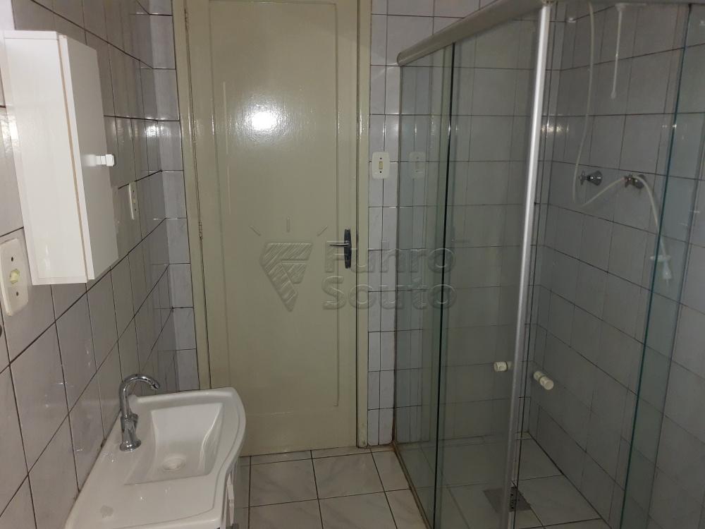 Alugar Casa / Padrão em Pelotas R$ 1.800,00 - Foto 26 Alugar Casa / Padrão em Pelotas R$ 1.800,00 - Foto 26