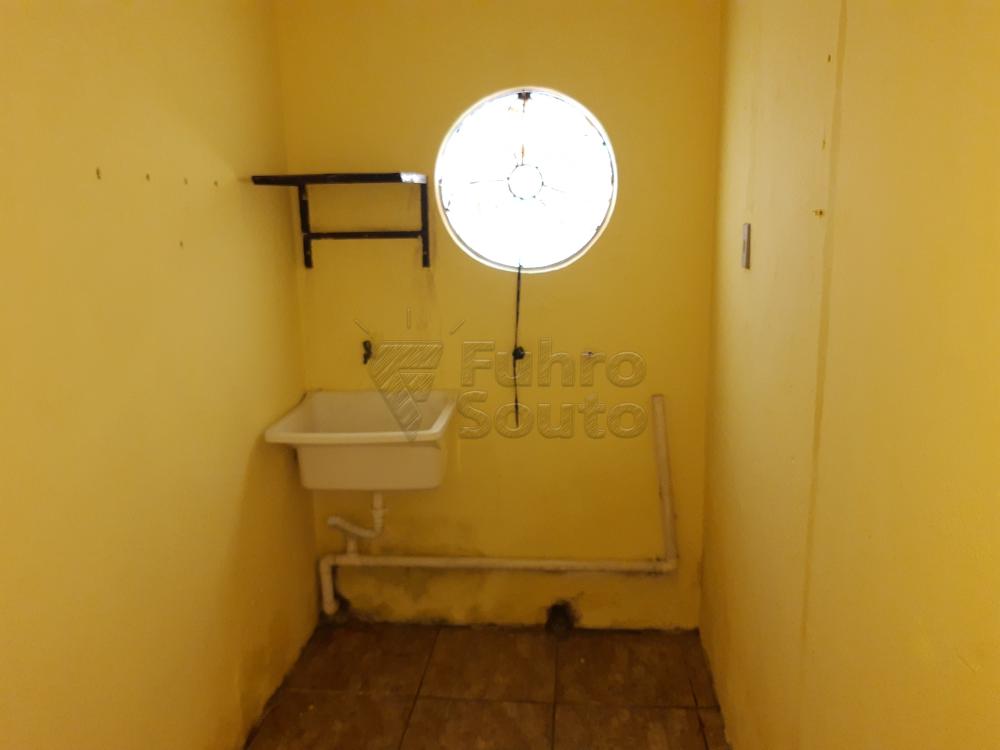 Alugar Casa / Padrão em Pelotas R$ 550,00 - Foto 15 Alugar Casa / Padrão em Pelotas R$ 550,00 - Foto 15