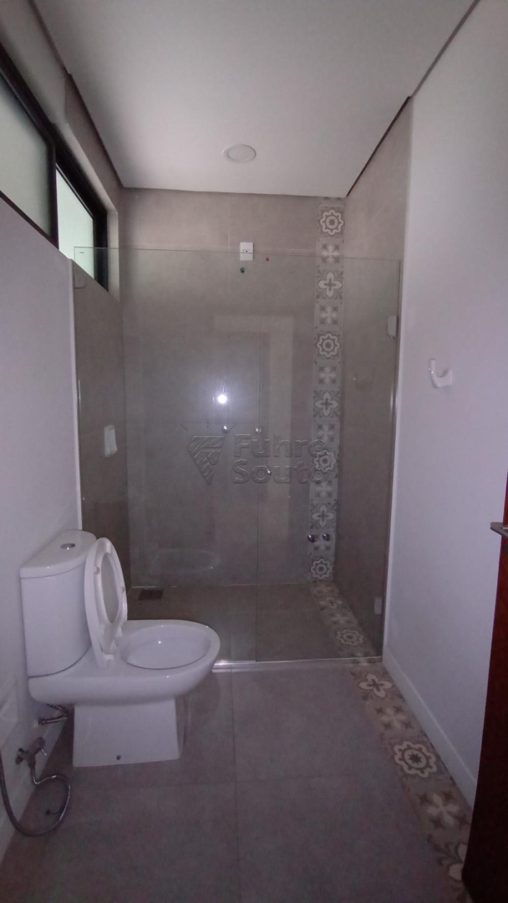 Comprar Casa / Padrão em Pelotas R$ 750.000,00 - Foto 15 Comprar Casa / Padrão em Pelotas R$ 750.000,00 - Foto 15