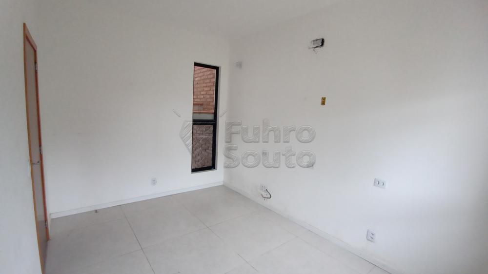 Comprar Casa / Padrão em Pelotas R$ 750.000,00 - Foto 12 Comprar Casa / Padrão em Pelotas R$ 750.000,00 - Foto 12