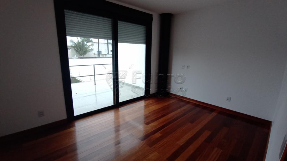 Comprar Casa / Padrão em Pelotas R$ 750.000,00 - Foto 18 Comprar Casa / Padrão em Pelotas R$ 750.000,00 - Foto 18