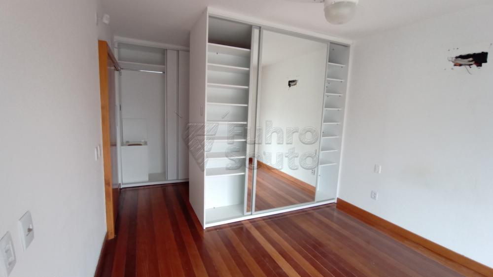 Comprar Casa / Padrão em Pelotas R$ 750.000,00 - Foto 23 Comprar Casa / Padrão em Pelotas R$ 750.000,00 - Foto 23
