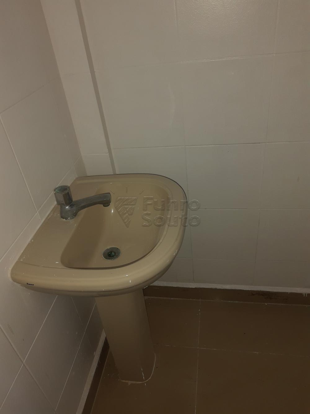 Alugar Comercial / Sala em Condomínio em Pelotas R$ 1.500,00 - Foto 9 Alugar Comercial / Sala em Condomínio em Pelotas R$ 1.500,00 - Foto 9