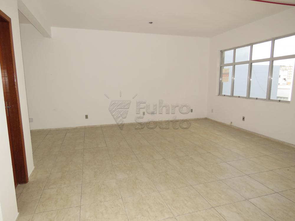 Alugar Comercial / Sala Fora de Condomínio em Pelotas R$ 700,00 - Foto 3 Alugar Comercial / Sala Fora de Condomínio em Pelotas R$ 700,00 - Foto 3