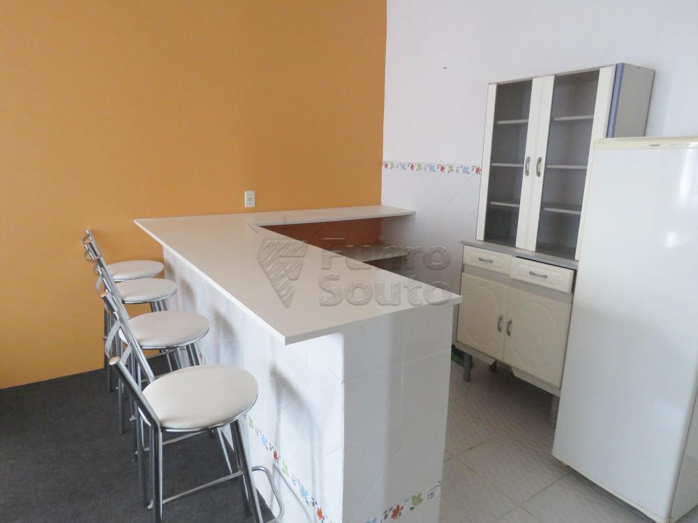 Alugar Apartamento / Fora de Condomínio em Pelotas R$ 800,00 - Foto 4 Alugar Apartamento / Fora de Condomínio em Pelotas R$ 800,00 - Foto 4