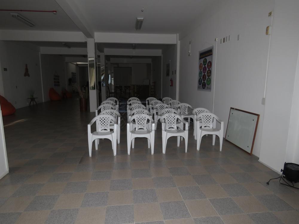 Alugar Comercial / Prédio em Pelotas R$ 5.000,00 - Foto 8 Alugar Comercial / Prédio em Pelotas R$ 5.000,00 - Foto 8