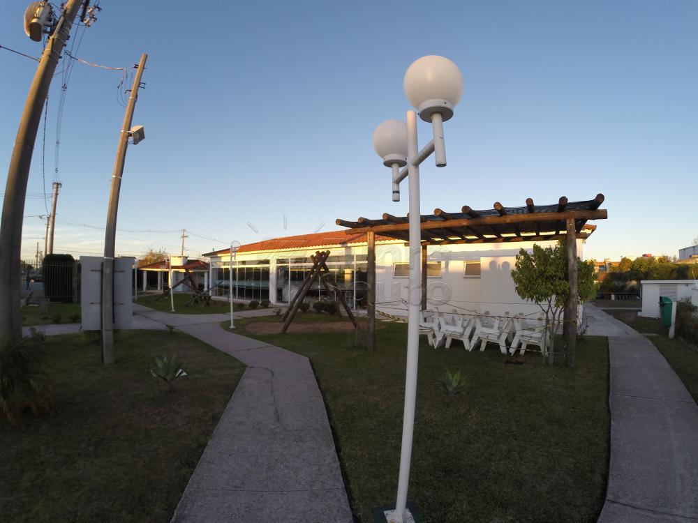Comprar Casa / Condomínio em Pelotas R$ 199.000,00 - Foto 12 Comprar Casa / Condomínio em Pelotas R$ 199.000,00 - Foto 12