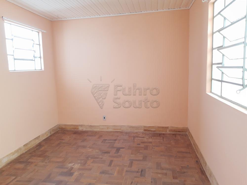 Alugar Casa / Padrão em Pelotas R$ 750,00 - Foto 4 Alugar Casa / Padrão em Pelotas R$ 750,00 - Foto 4
