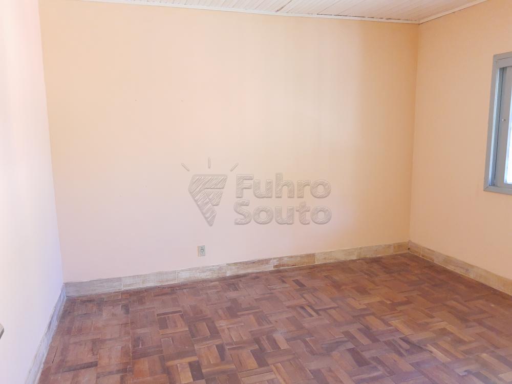 Alugar Casa / Padrão em Pelotas R$ 750,00 - Foto 8 Alugar Casa / Padrão em Pelotas R$ 750,00 - Foto 8