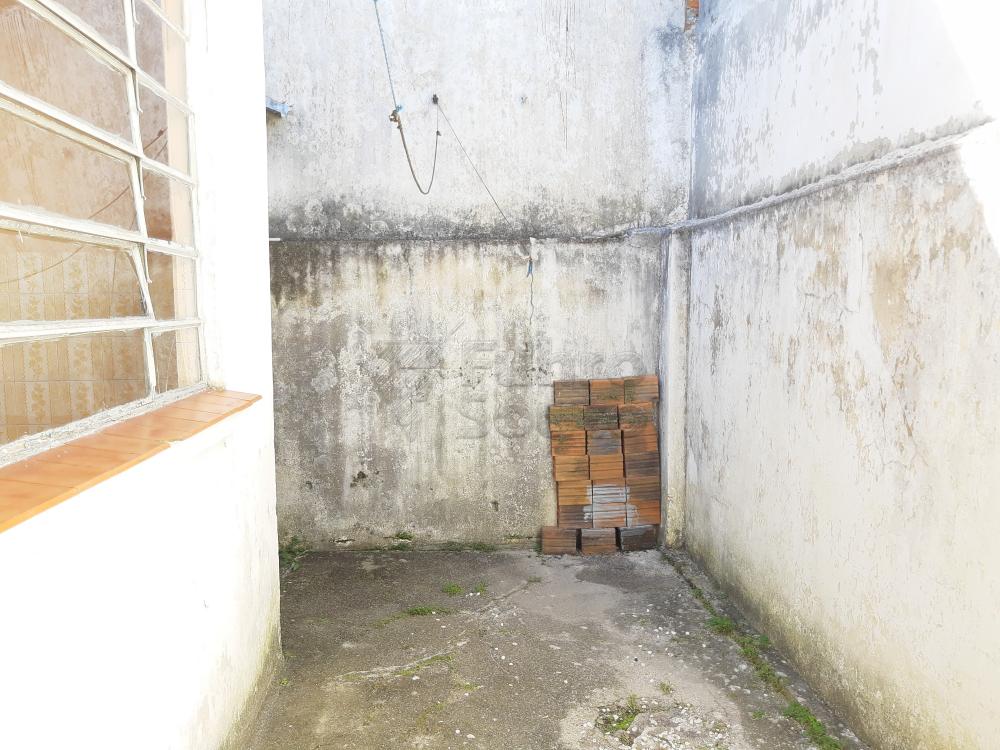 Alugar Casa / Padrão em Pelotas R$ 750,00 - Foto 16 Alugar Casa / Padrão em Pelotas R$ 750,00 - Foto 16