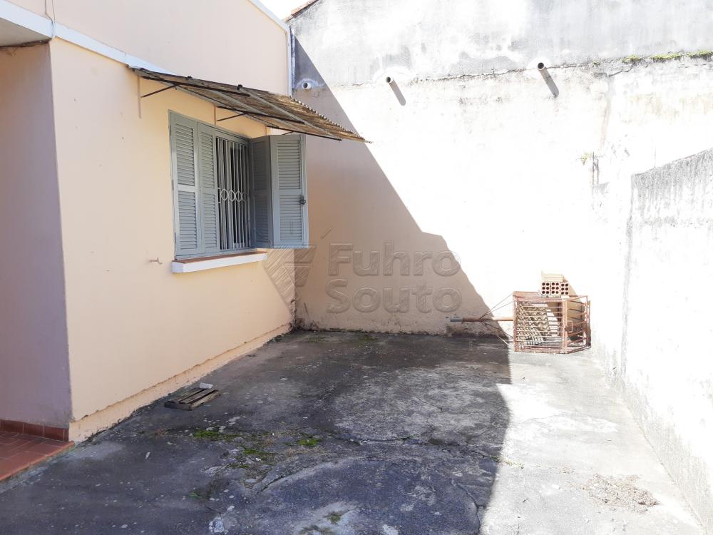 Alugar Casa / Padrão em Pelotas R$ 750,00 - Foto 2 Alugar Casa / Padrão em Pelotas R$ 750,00 - Foto 2
