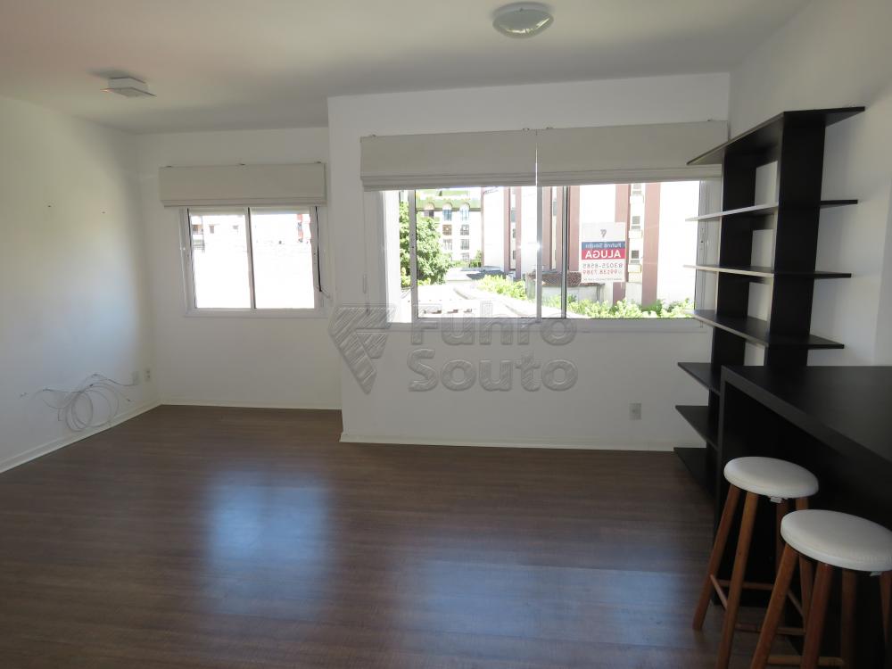 SALA Alugar Apartamento / Padrão em Pelotas R$ 1.700,00 - Foto 1