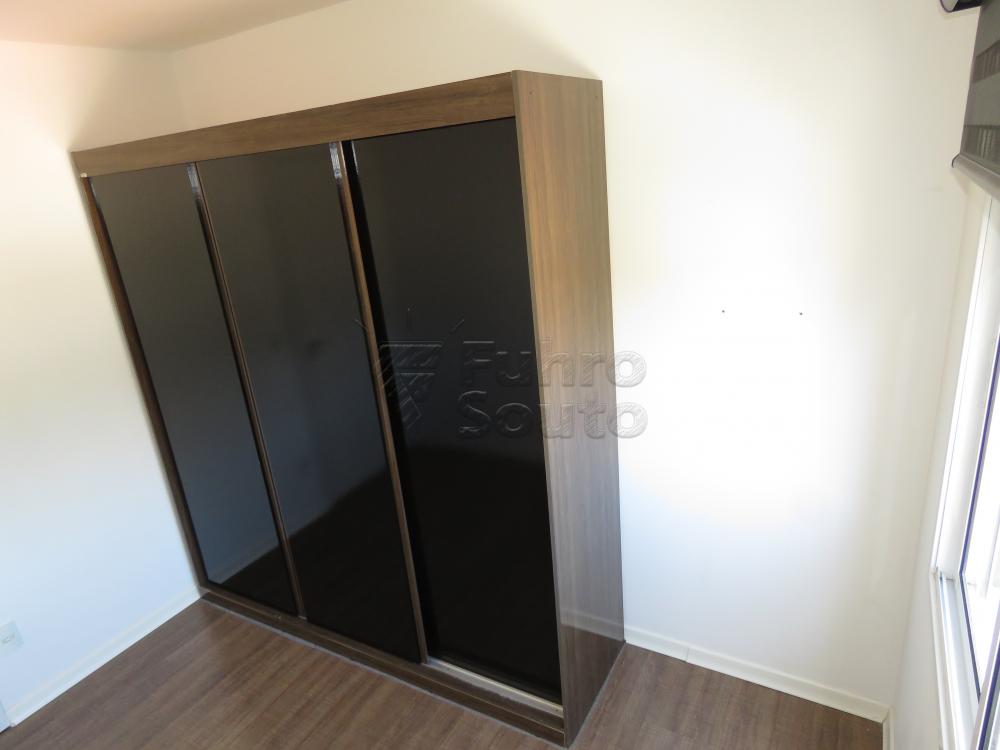 DORMITORIO Alugar Apartamento / Padrão em Pelotas R$ 1.700,00 - Foto 9