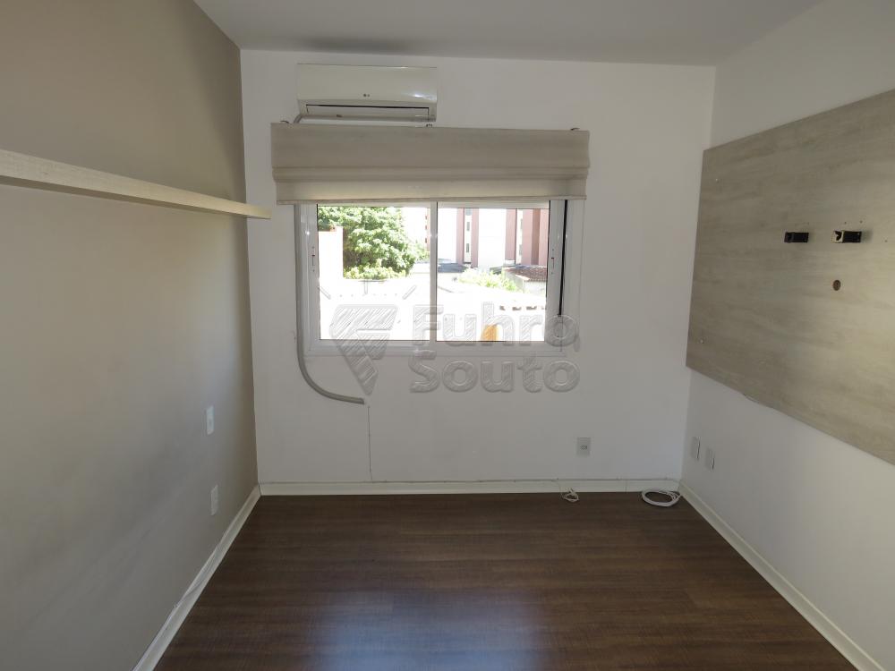 DORMITORIO 2 SUITE Alugar Apartamento / Padrão em Pelotas R$ 1.700,00 - Foto 11