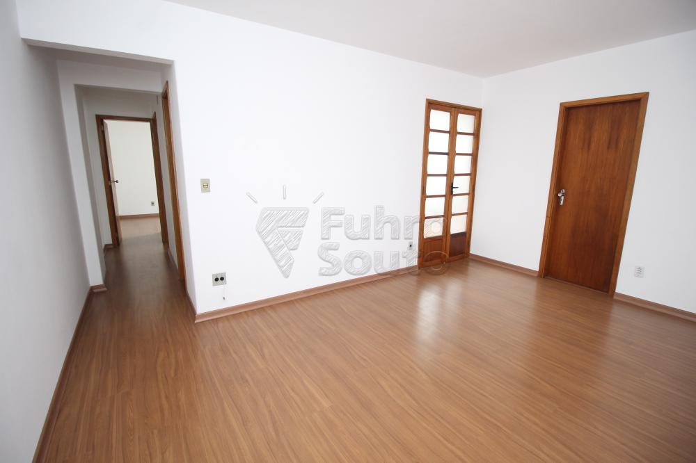 SALA Alugar Apartamento / Padrão em Pelotas R$ 850,00 - Foto 3