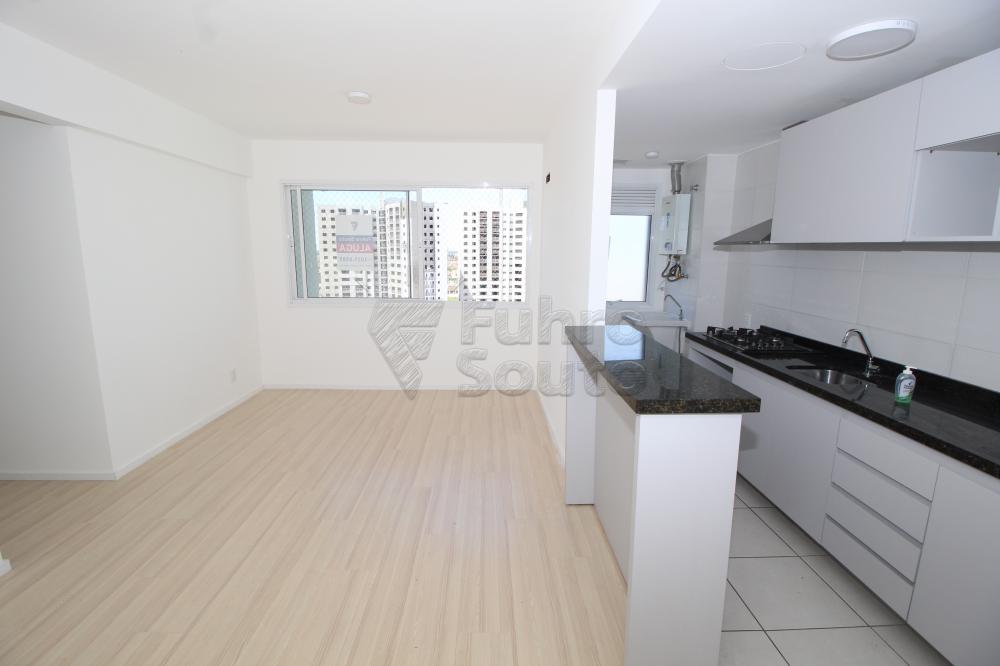 SALA/COZINHA Alugar Apartamento / Padrão em Pelotas R$ 1.750,00 - Foto 2