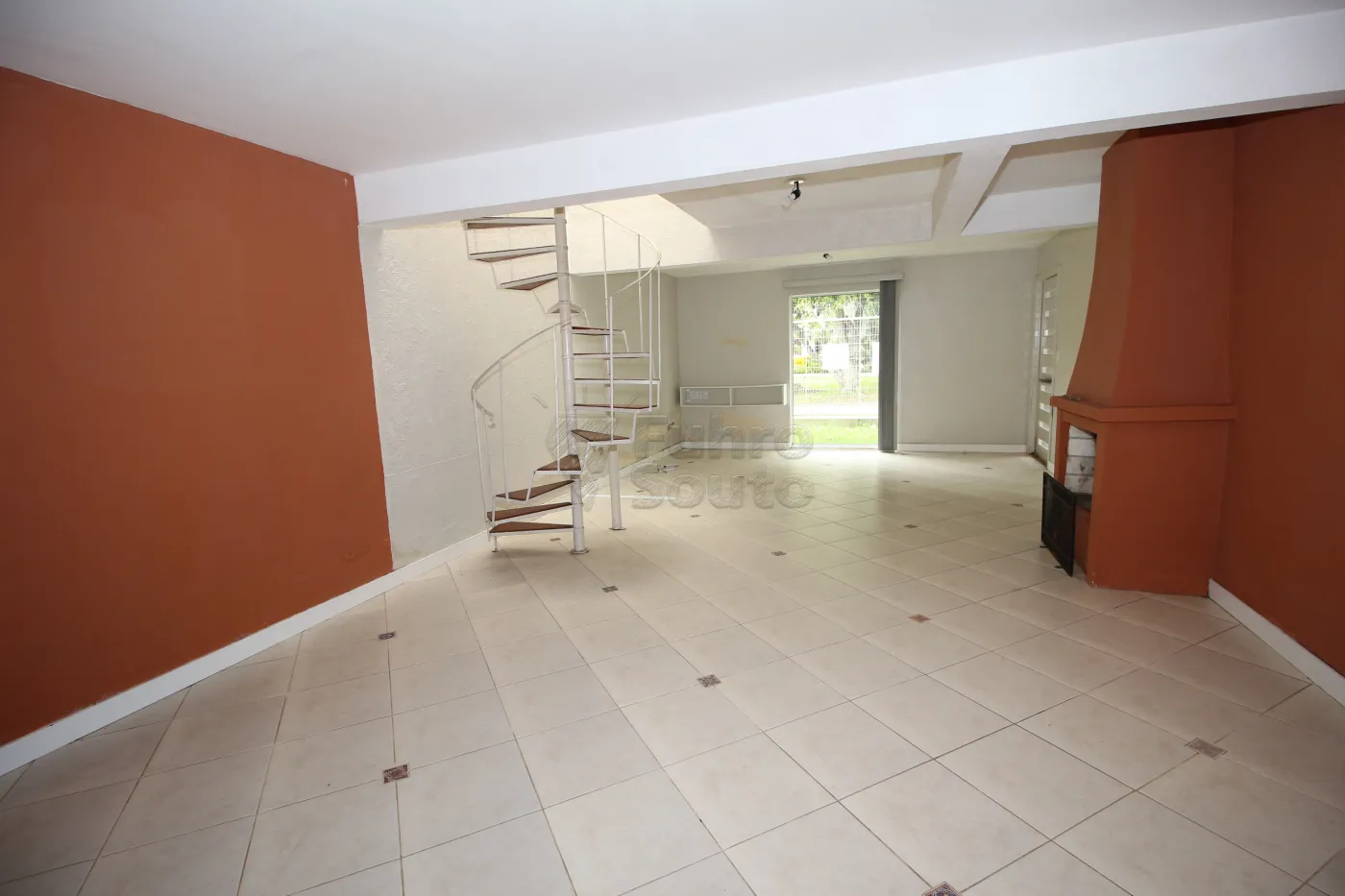 SALA Alugar Casa / Padrão em Pelotas R$ 2.500,00 - Foto 2