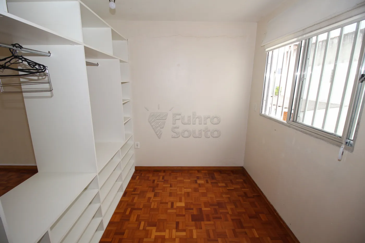 CLOSET Alugar Casa / Padrão em Pelotas R$ 2.500,00 - Foto 30