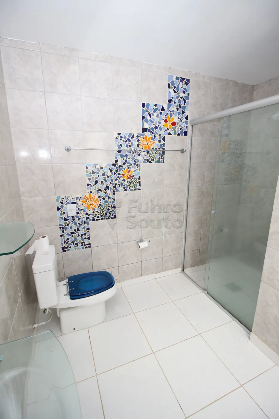 BANHEIRO Alugar Casa / Padrão em Pelotas R$ 2.500,00 - Foto 37