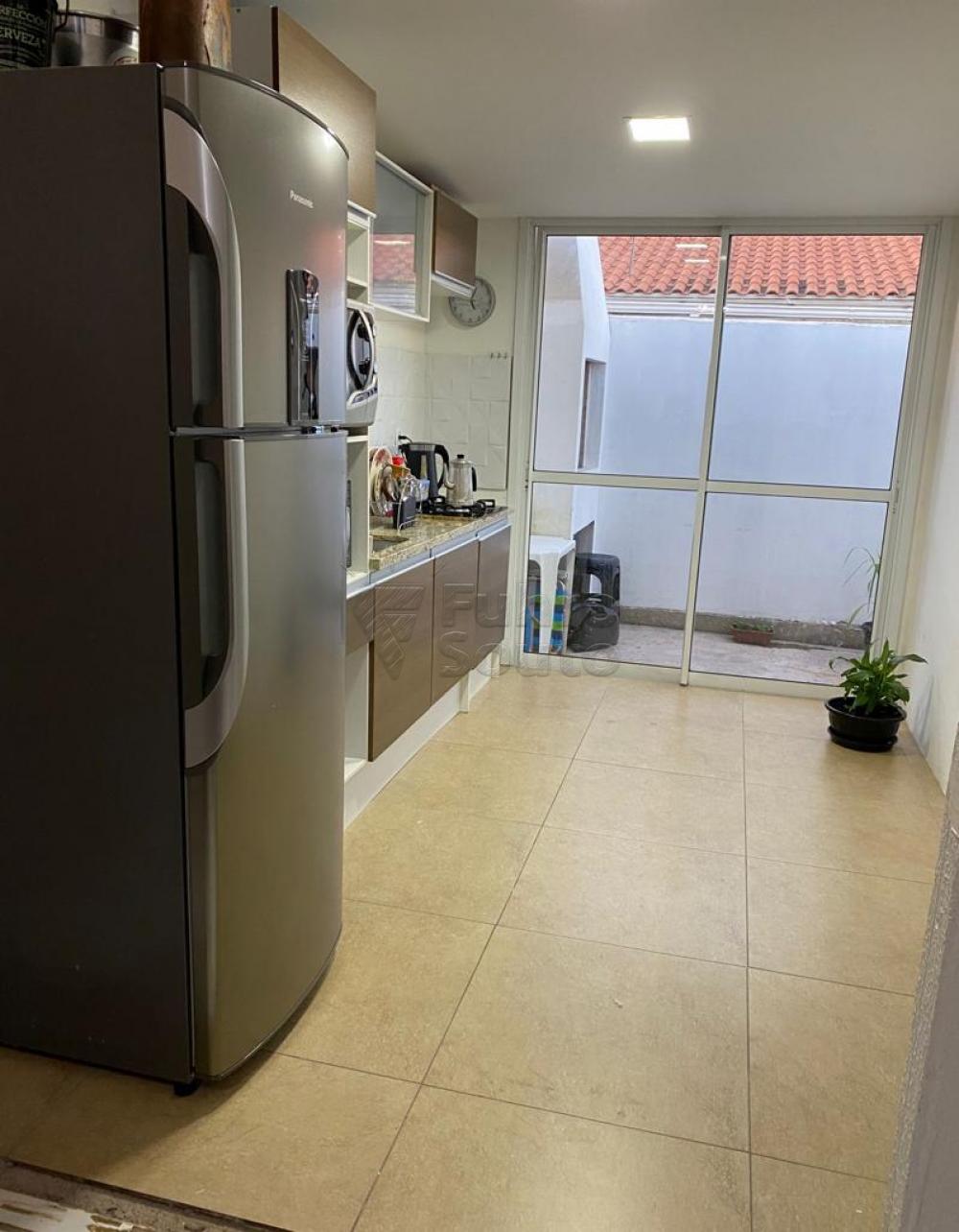 Comprar Casa / Condomínio em Pelotas R$ 225.000,00 - Foto 5
