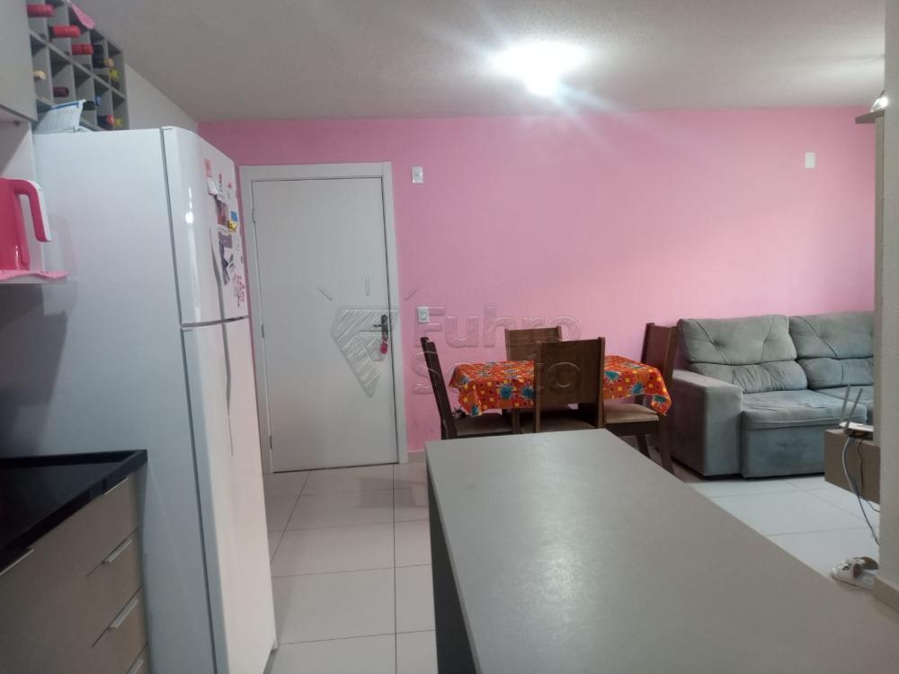 Comprar Apartamento / Padrão em Pelotas R$ 140.000,00 - Foto 24