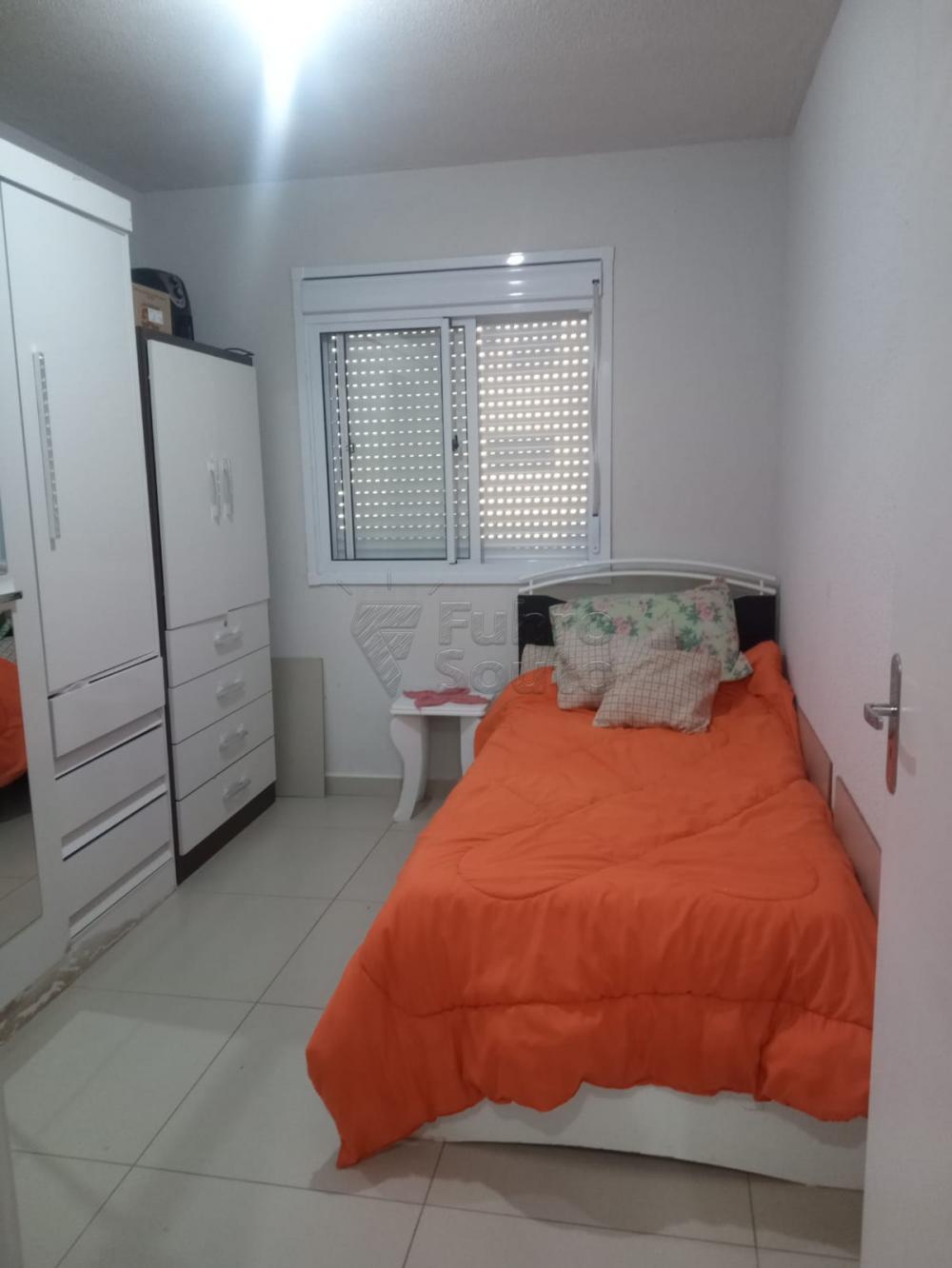 Comprar Apartamento / Padrão em Pelotas R$ 140.000,00 - Foto 31