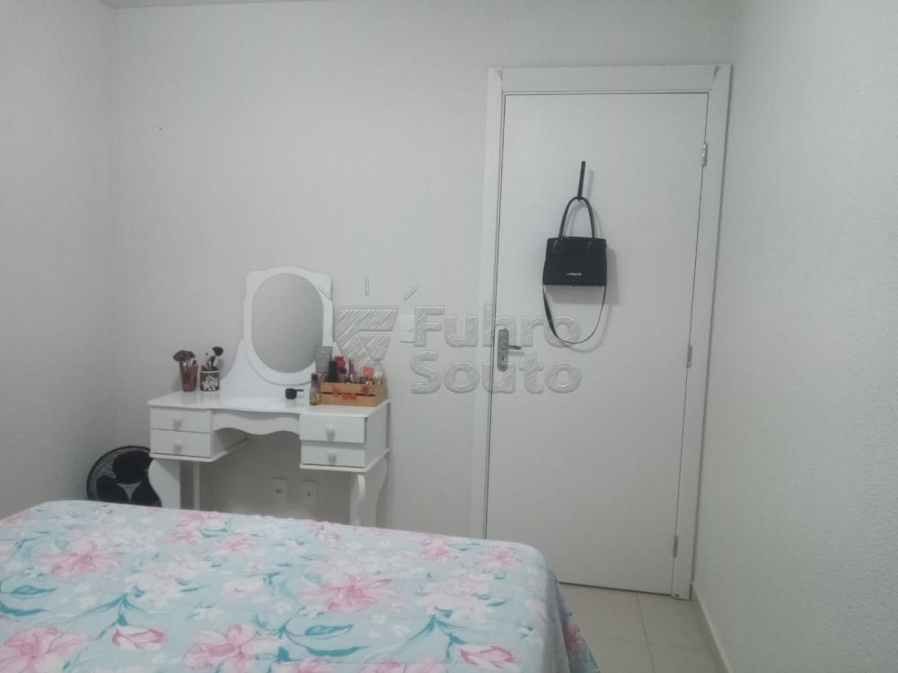 Comprar Apartamento / Padrão em Pelotas R$ 140.000,00 - Foto 43
