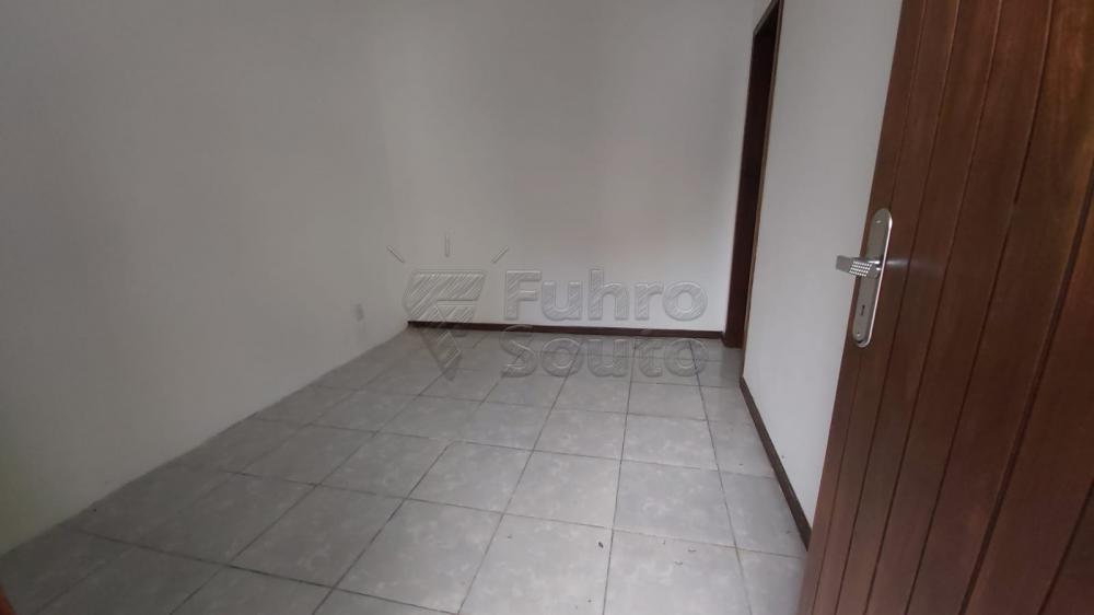Comprar Casa / Padrão em Pelotas R$ 1.600.000,00 - Foto 16