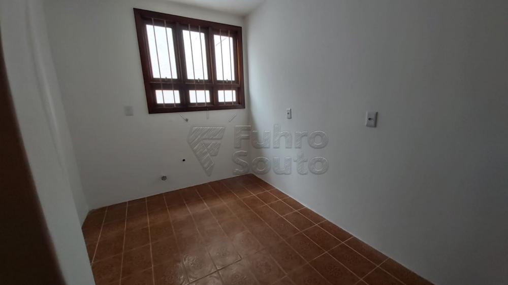 Comprar Casa / Padrão em Pelotas R$ 1.600.000,00 - Foto 23