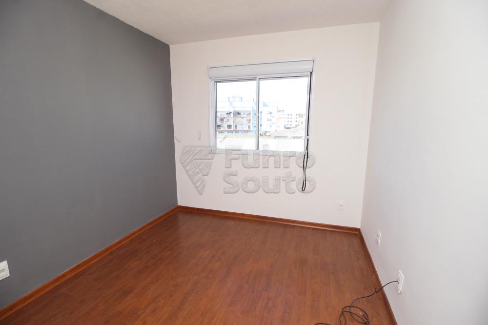 Alugar Apartamento / Padrão em Pelotas R$ 1.250,00 - Foto 20