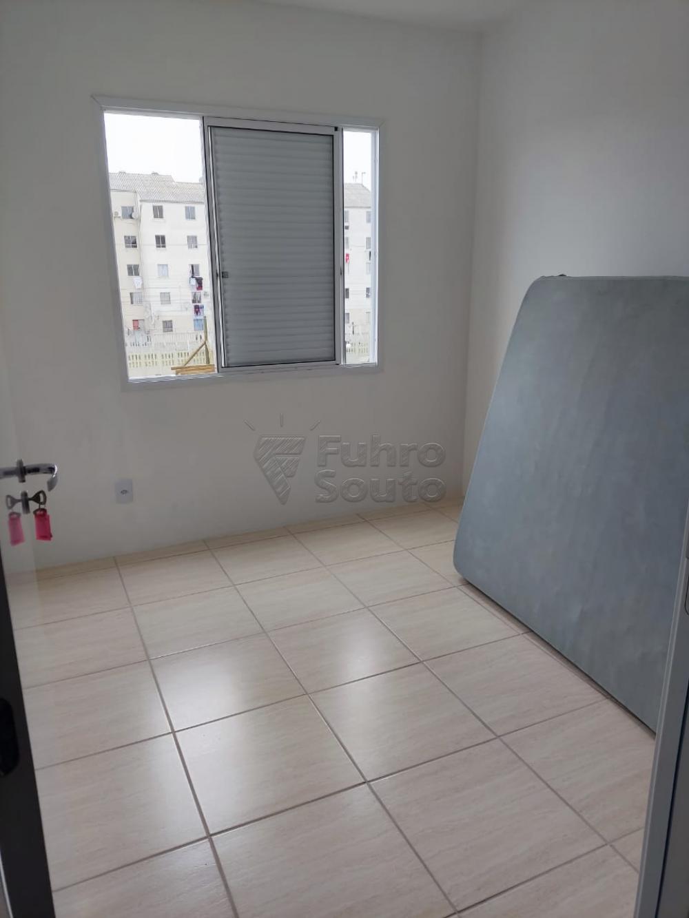 Comprar Apartamento / Padrão em Pelotas R$ 180.200,00 - Foto 18