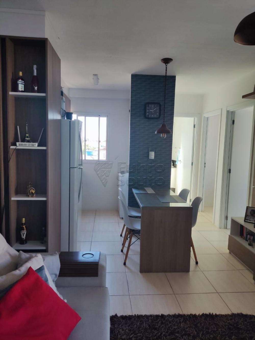 Comprar Apartamento / Padrão em Pelotas R$ 180.200,00 - Foto 14