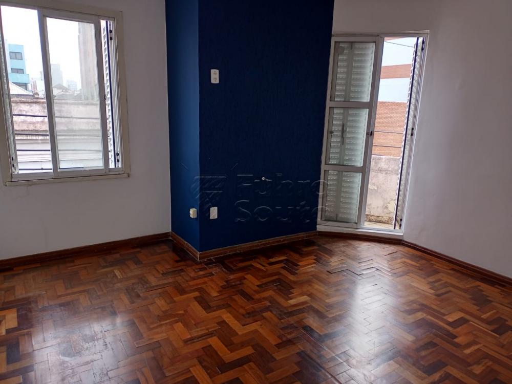 Comprar Apartamento / Padrão em Pelotas R$ 280.000,00 - Foto 2