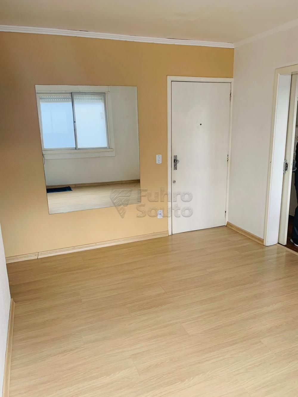 Comprar Apartamento / Padrão em Pelotas R$ 200.000,00 - Foto 6