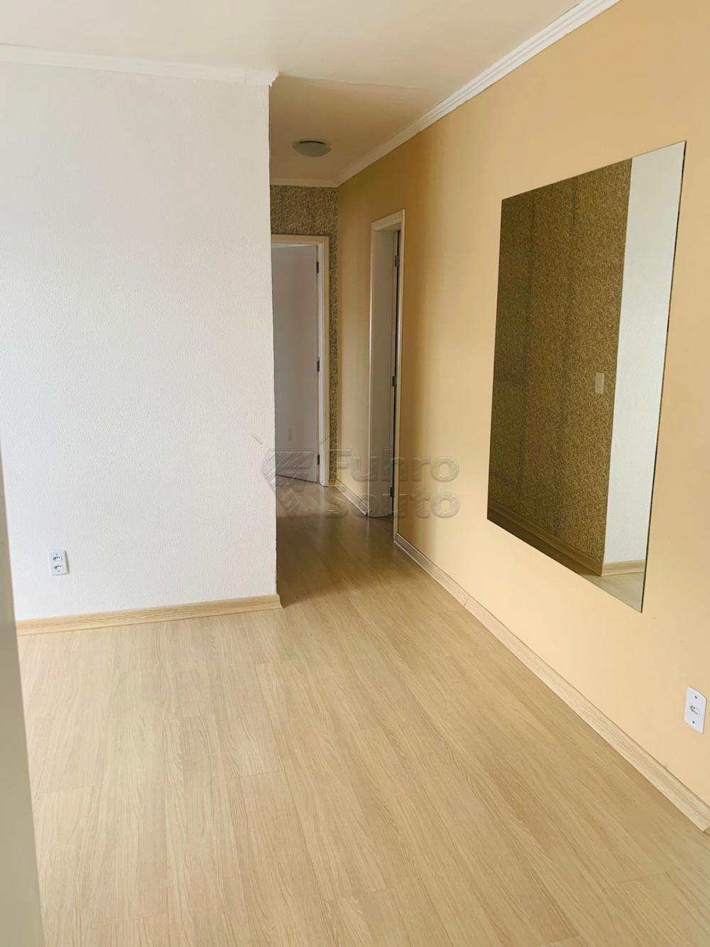Comprar Apartamento / Padrão em Pelotas R$ 200.000,00 - Foto 10