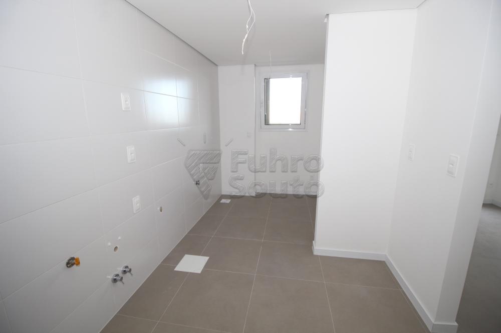 COZINHA Alugar Apartamento / Padrão em Pelotas R$ 2.800,00 - Foto 8