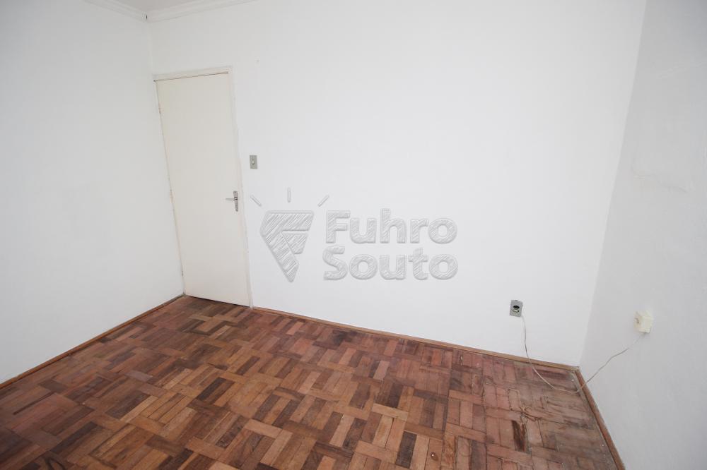 DORMITORIO 2 Alugar Apartamento / Padrão em Pelotas R$ 850,00 - Foto 14