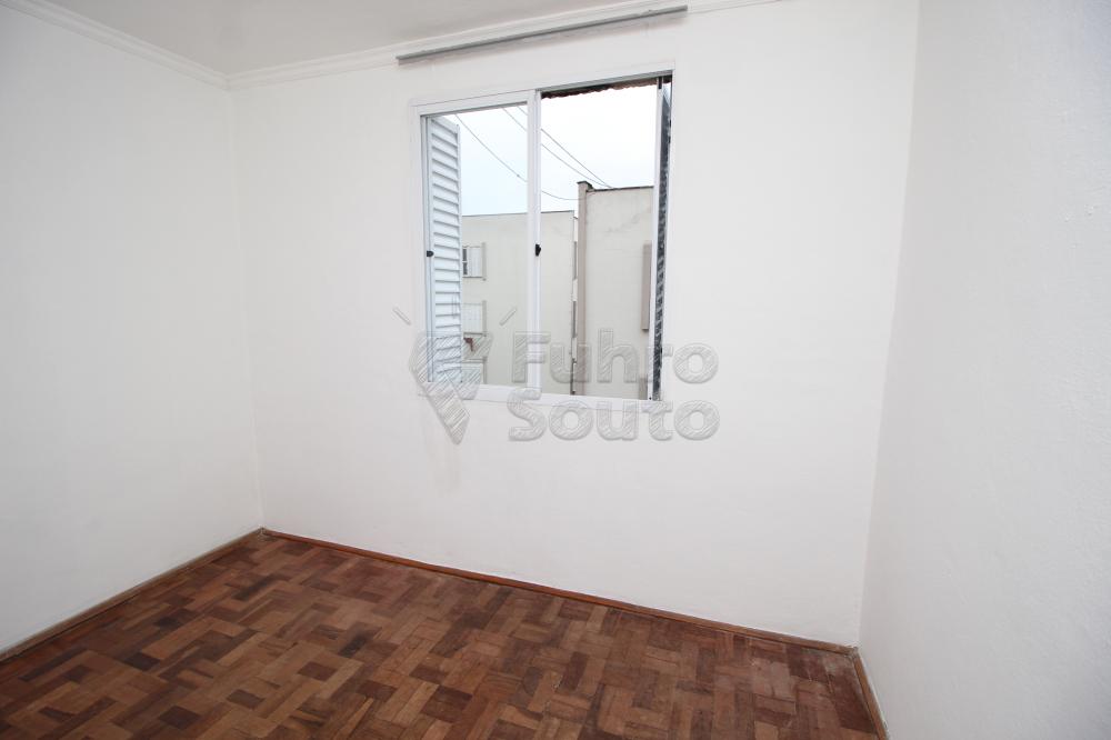 DORMITORIO 3 Alugar Apartamento / Padrão em Pelotas R$ 850,00 - Foto 15