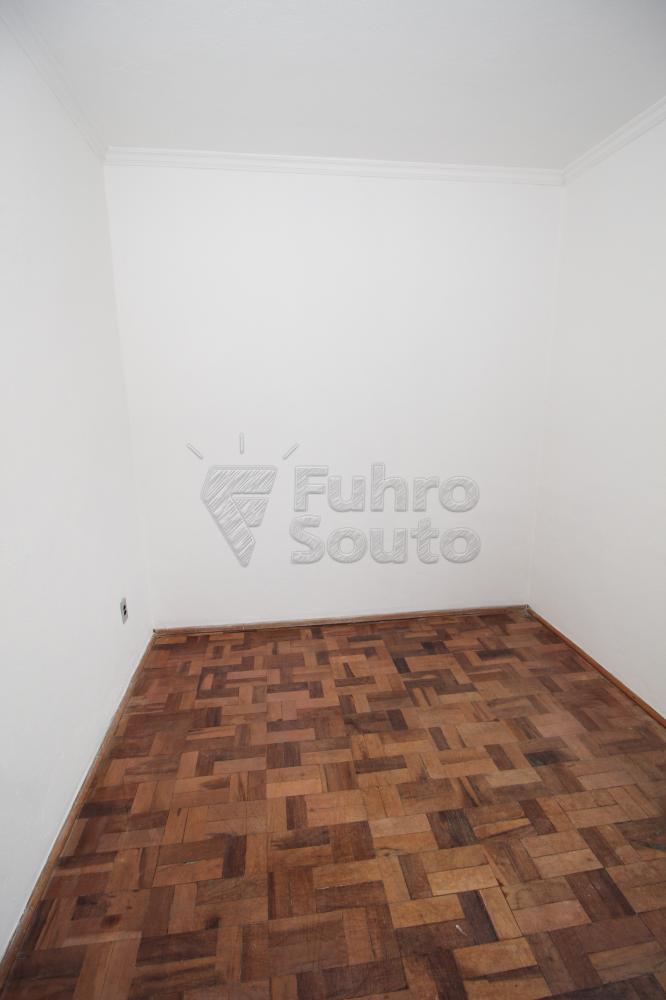 DORMITORIO 3 Alugar Apartamento / Padrão em Pelotas R$ 850,00 - Foto 17
