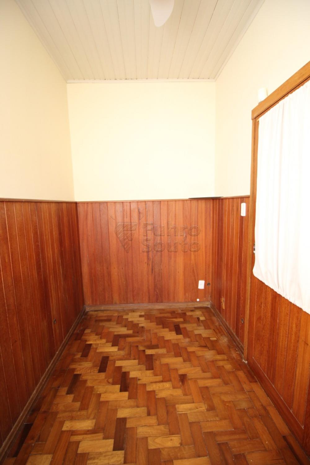 Alugar Comercial / Casa em Pelotas R$ 2.300,00 - Foto 13
