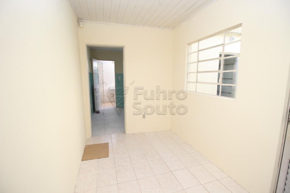 Alugar Comercial / Casa em Pelotas R$ 2.300,00 - Foto 18