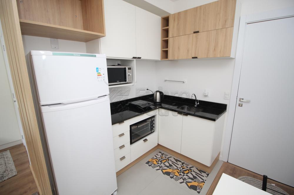 Alugar Apartamento / Padrão em Pelotas R$ 1.300,00 - Foto 8