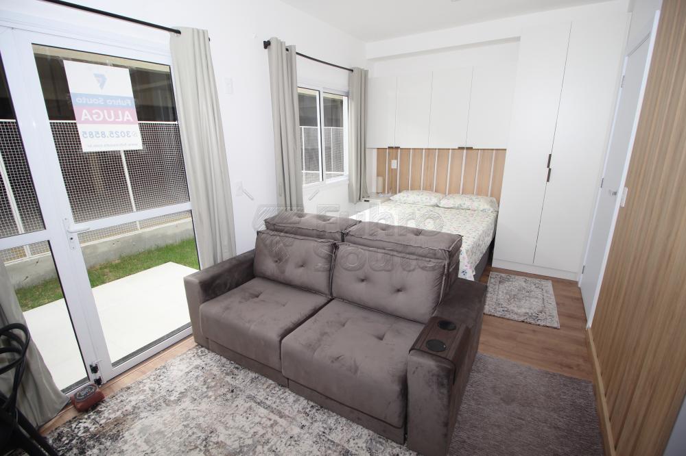 Alugar Apartamento / Padrão em Pelotas R$ 1.300,00 - Foto 5