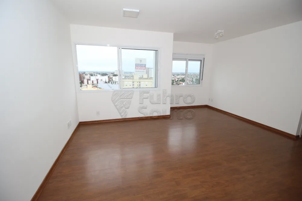 SALA Alugar Apartamento / Padrão em Pelotas R$ 2.400,00 - Foto 1