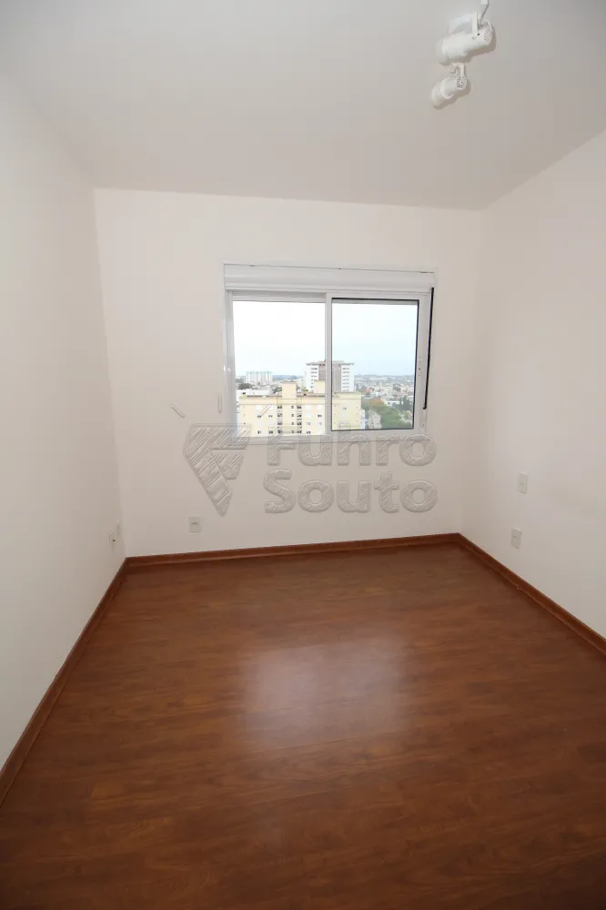 DORMITORIO SUITE Alugar Apartamento / Padrão em Pelotas R$ 2.400,00 - Foto 13